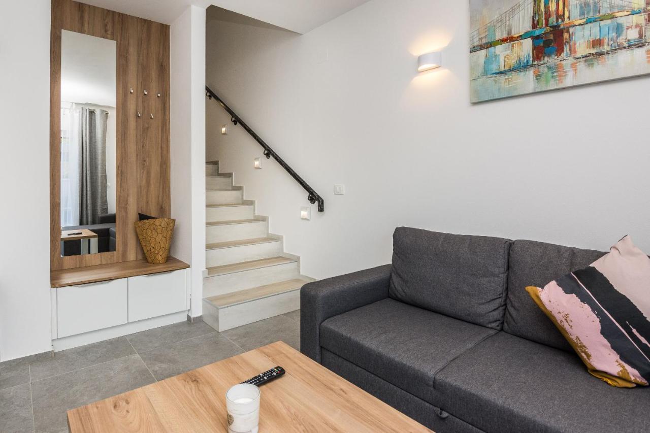 Apartment Spanic 1 ヴィル エクステリア 写真