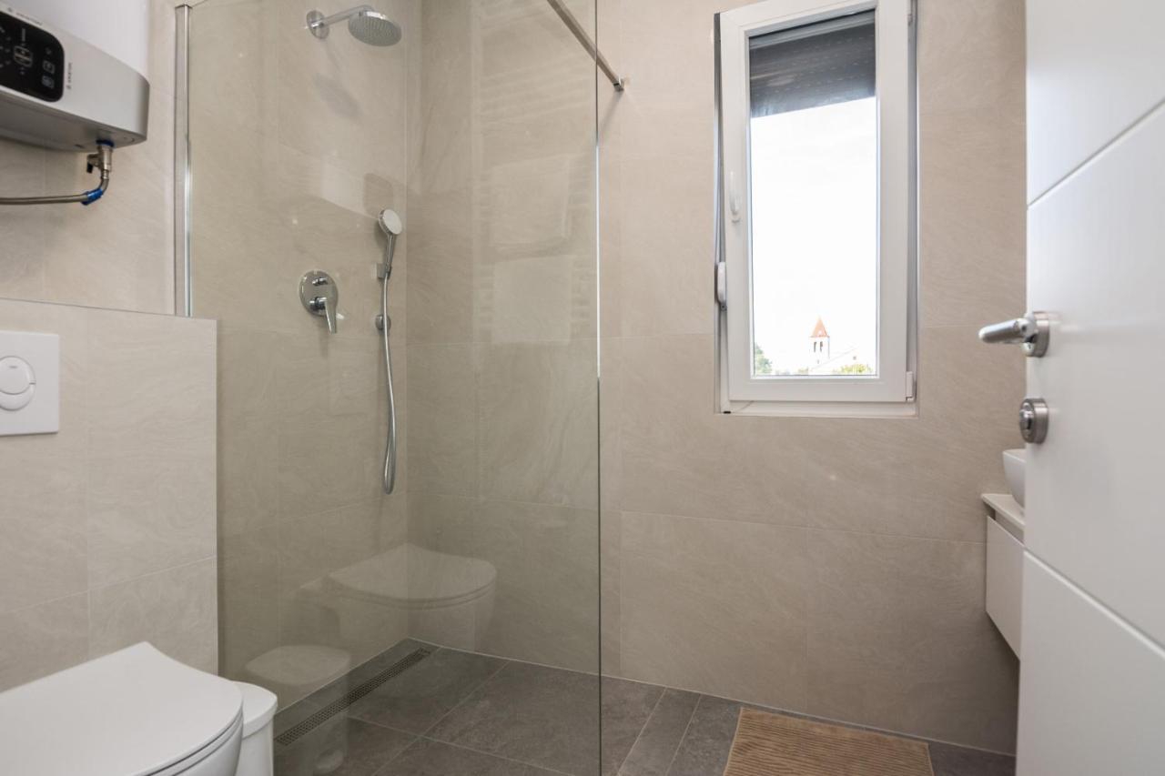 Apartment Spanic 1 ヴィル エクステリア 写真